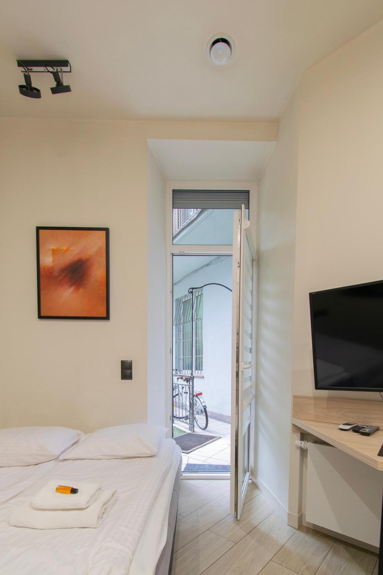 Compact Studios Slowackiego Avenue Cracovia Exterior foto